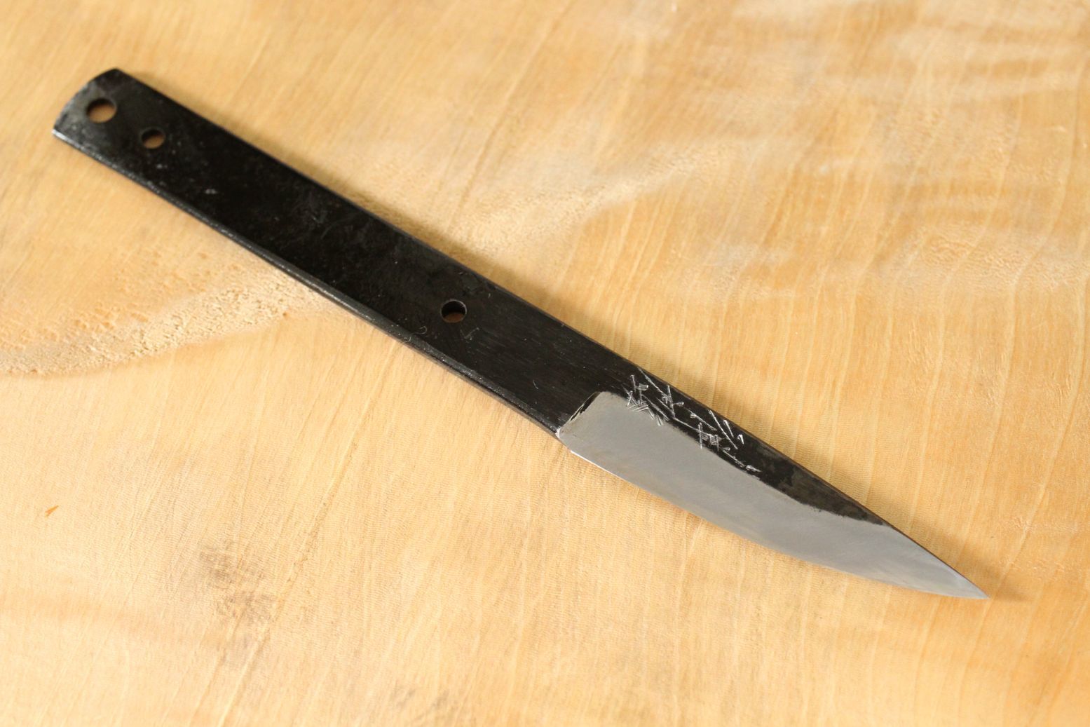 traditional tanto knife